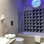 Casa Pacifico Bed & Breakfast 4*