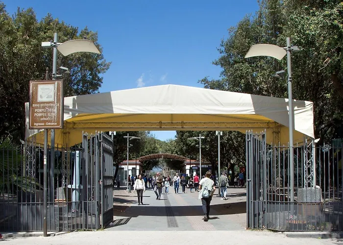 Casa Pacifico Bed & Breakfast